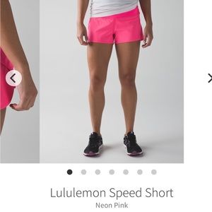 Gently used Lululemon speed short in HOT pink💕
